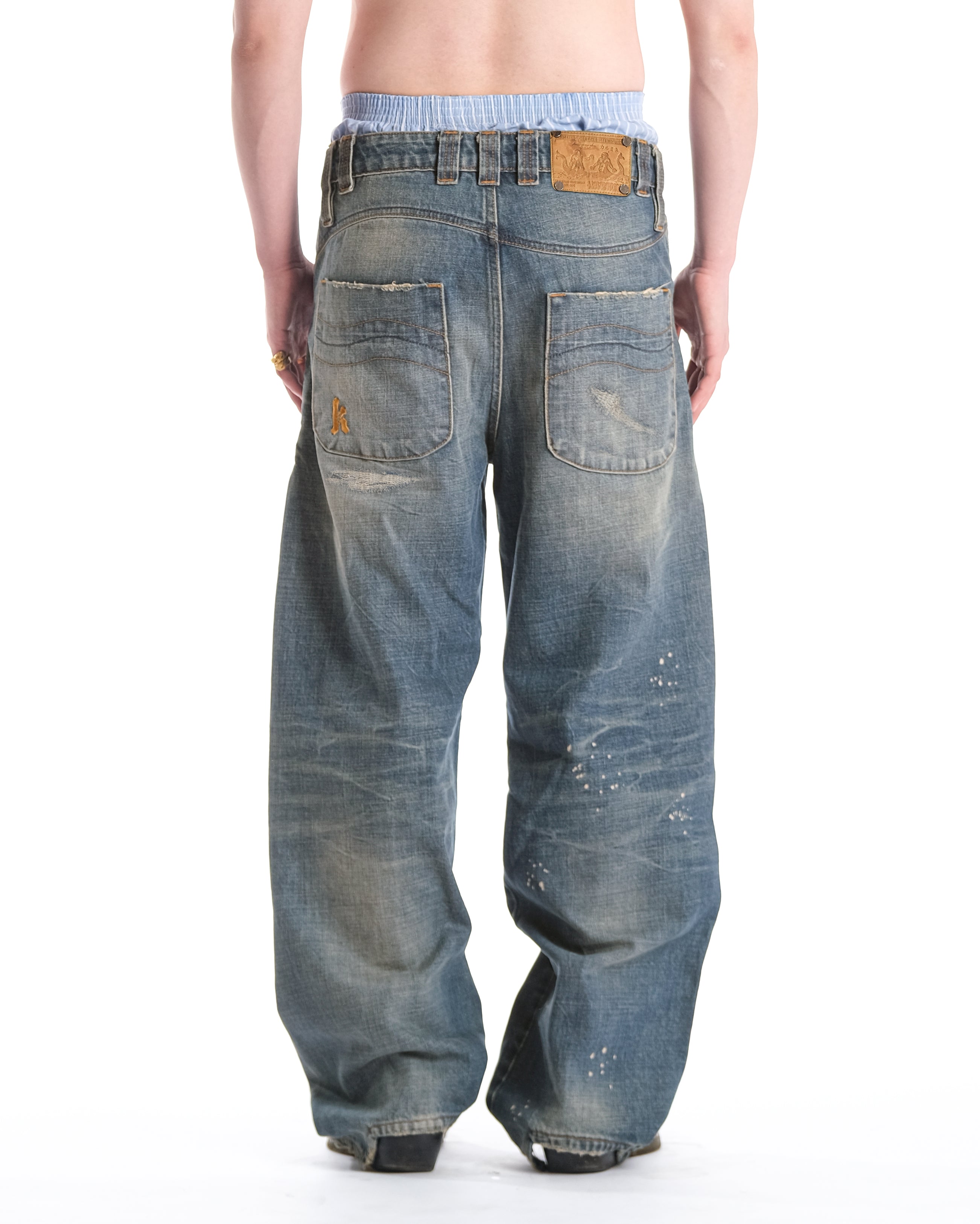 TAILWARD// MINERAL WASH - Karmine