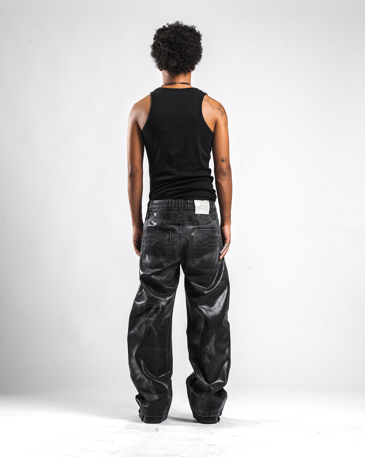 TAILWARD BLACK LUCYD SK1N - Karmine