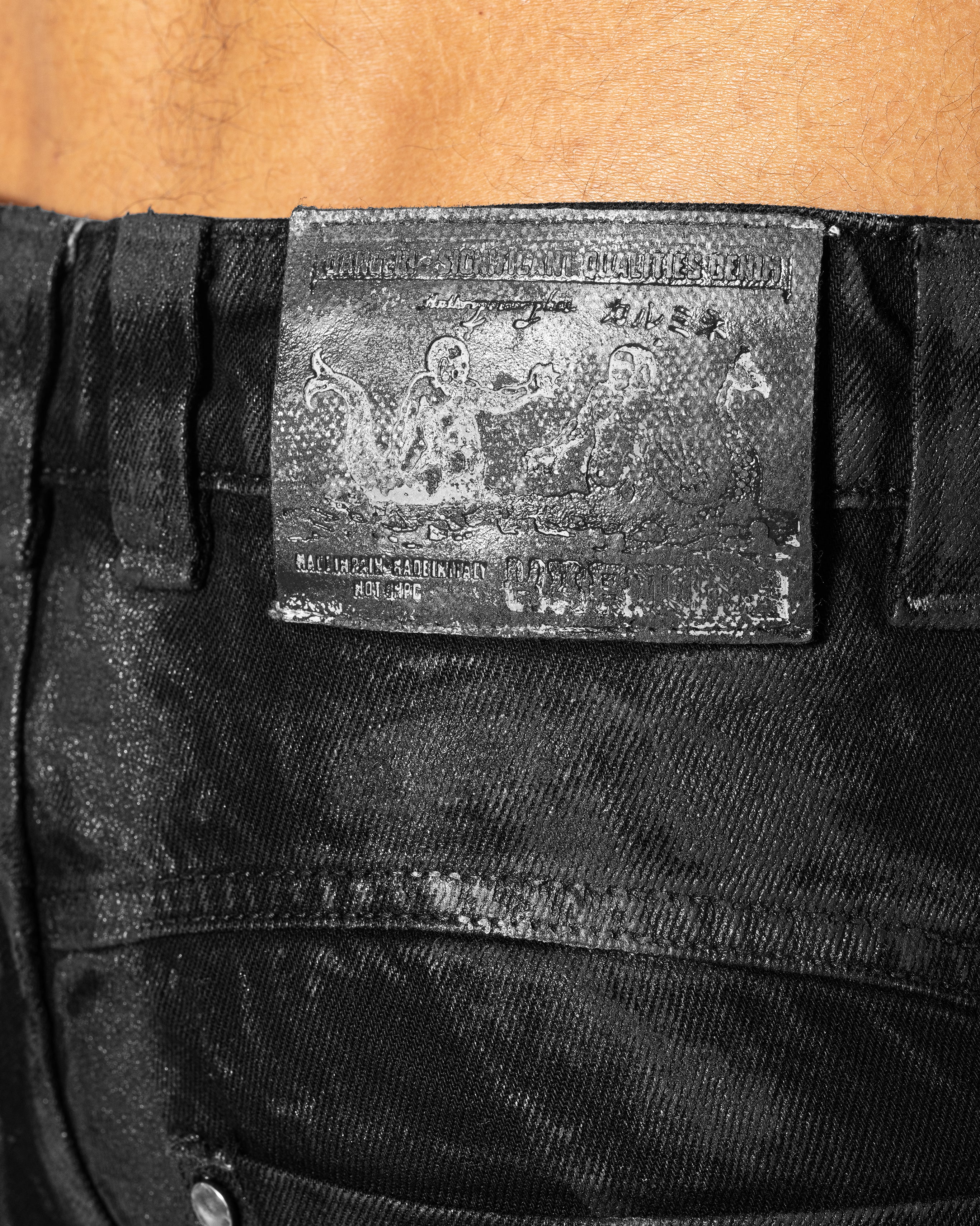 BLACK WAXED DENIM - Karmine