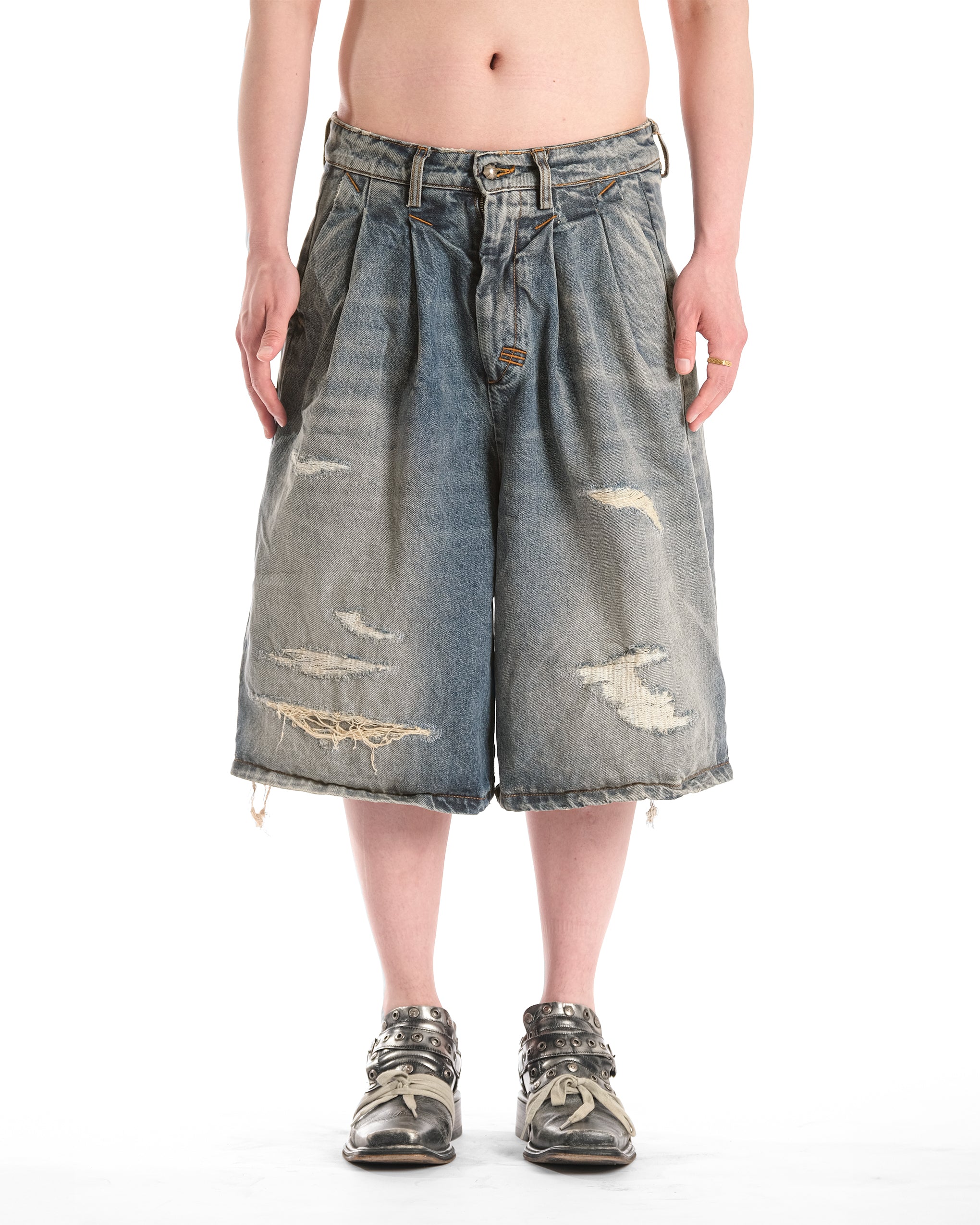 DOUBLE PINCES MINERAL WASH SHORT - Karmine
