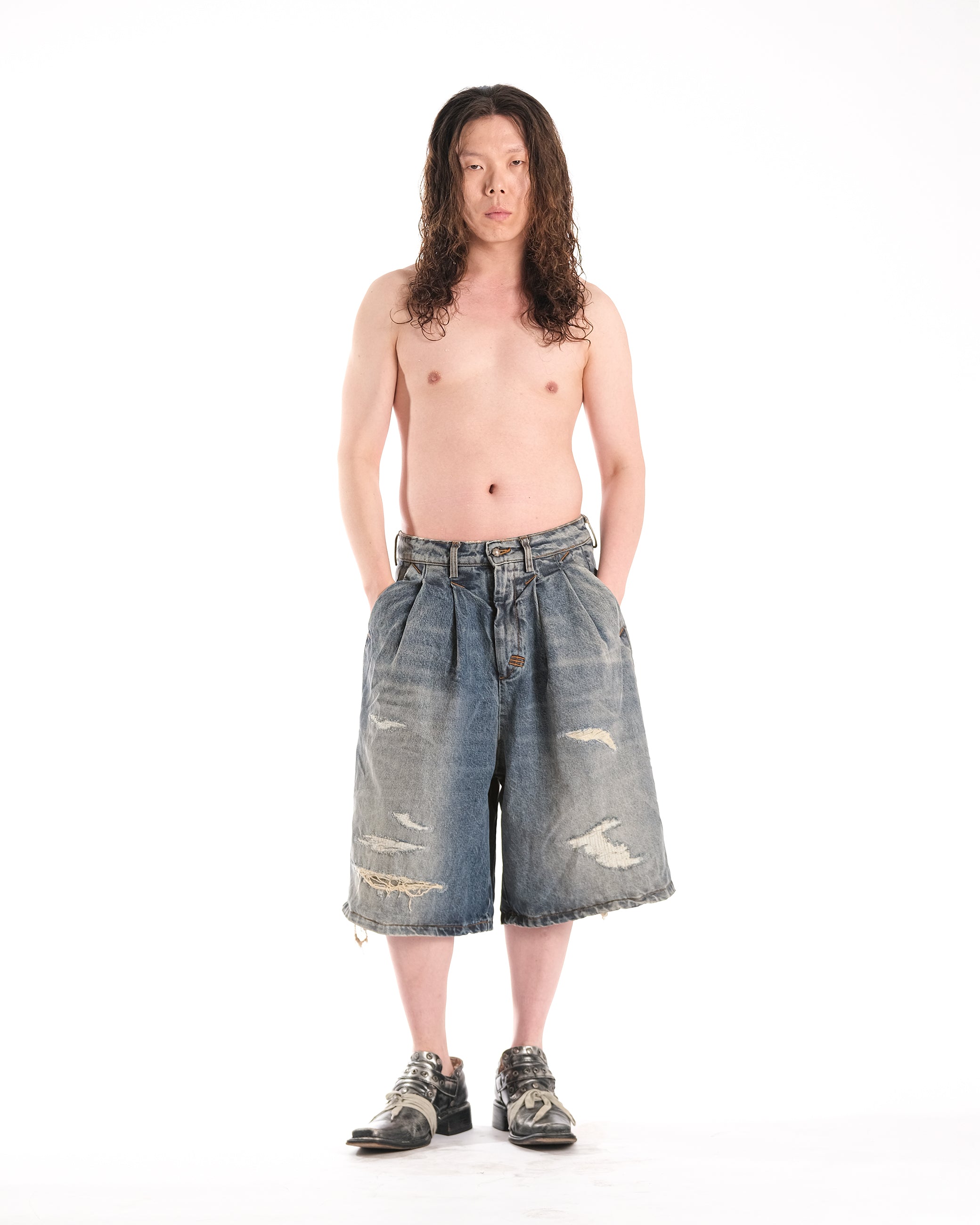 DOUBLE PINCES MINERAL WASH SHORT - Karmine