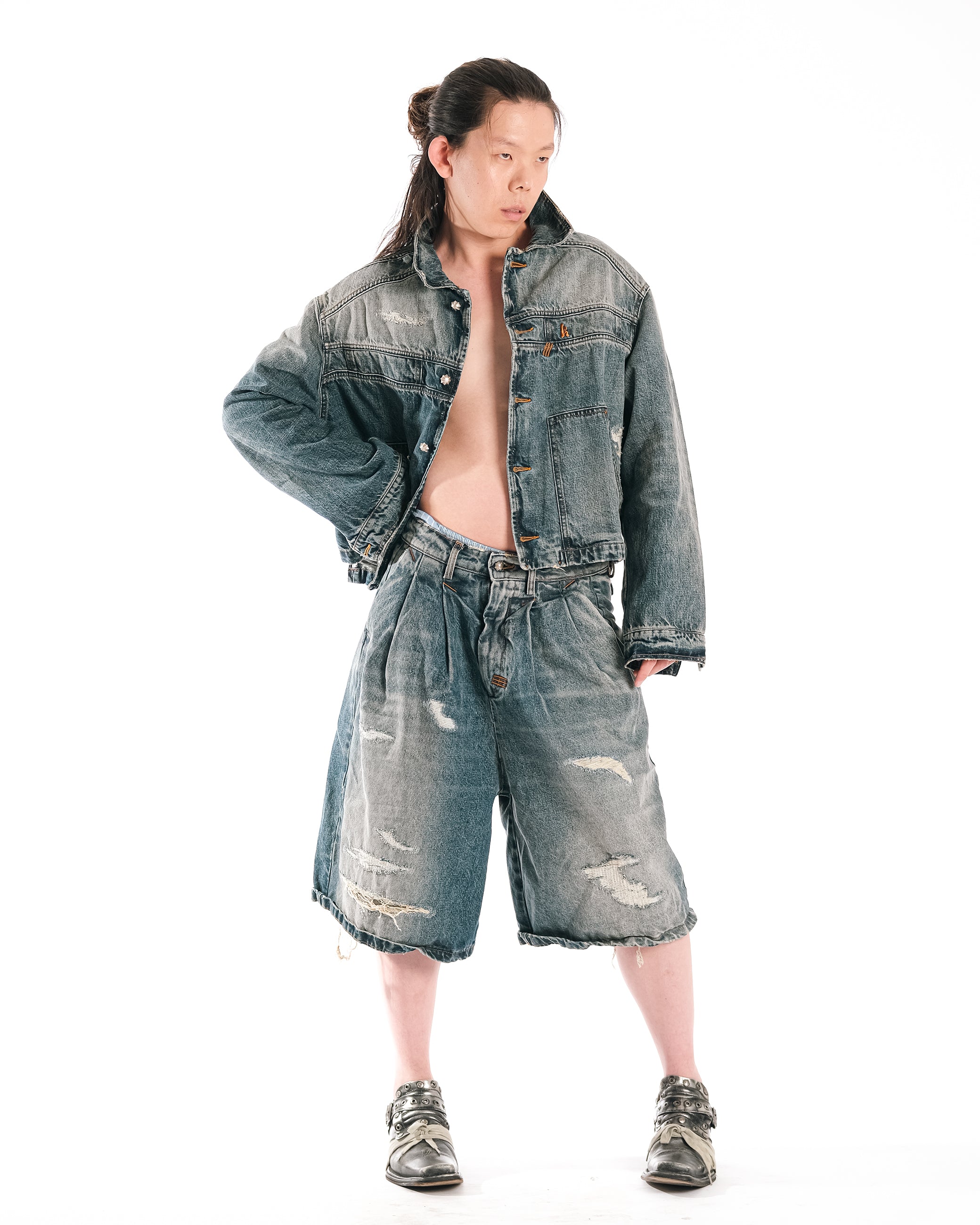 DOUBLE PINCES MINERAL WASH SHORT - Karmine