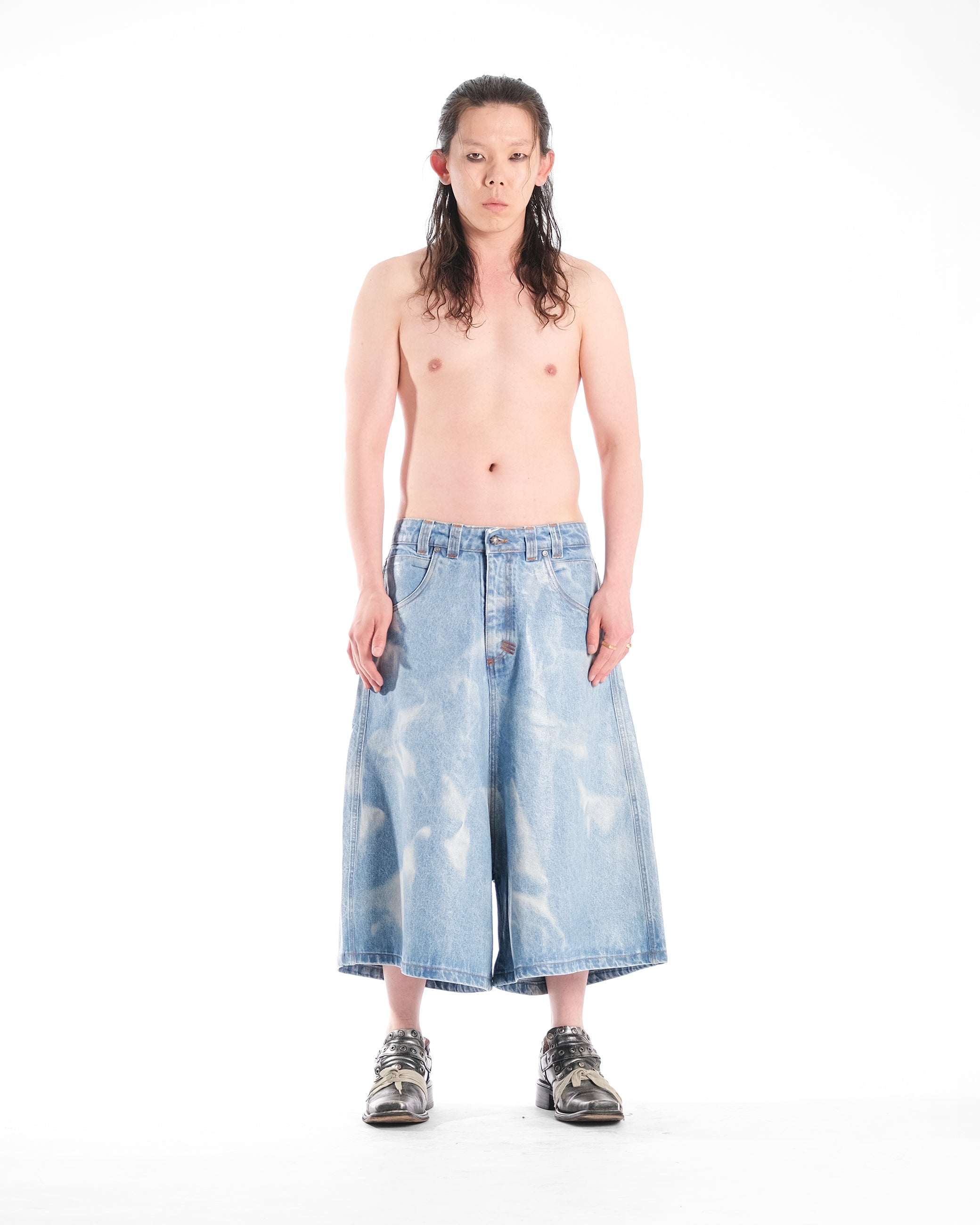 WIDE SHORT SKY LUCYD DENIM - Karmine