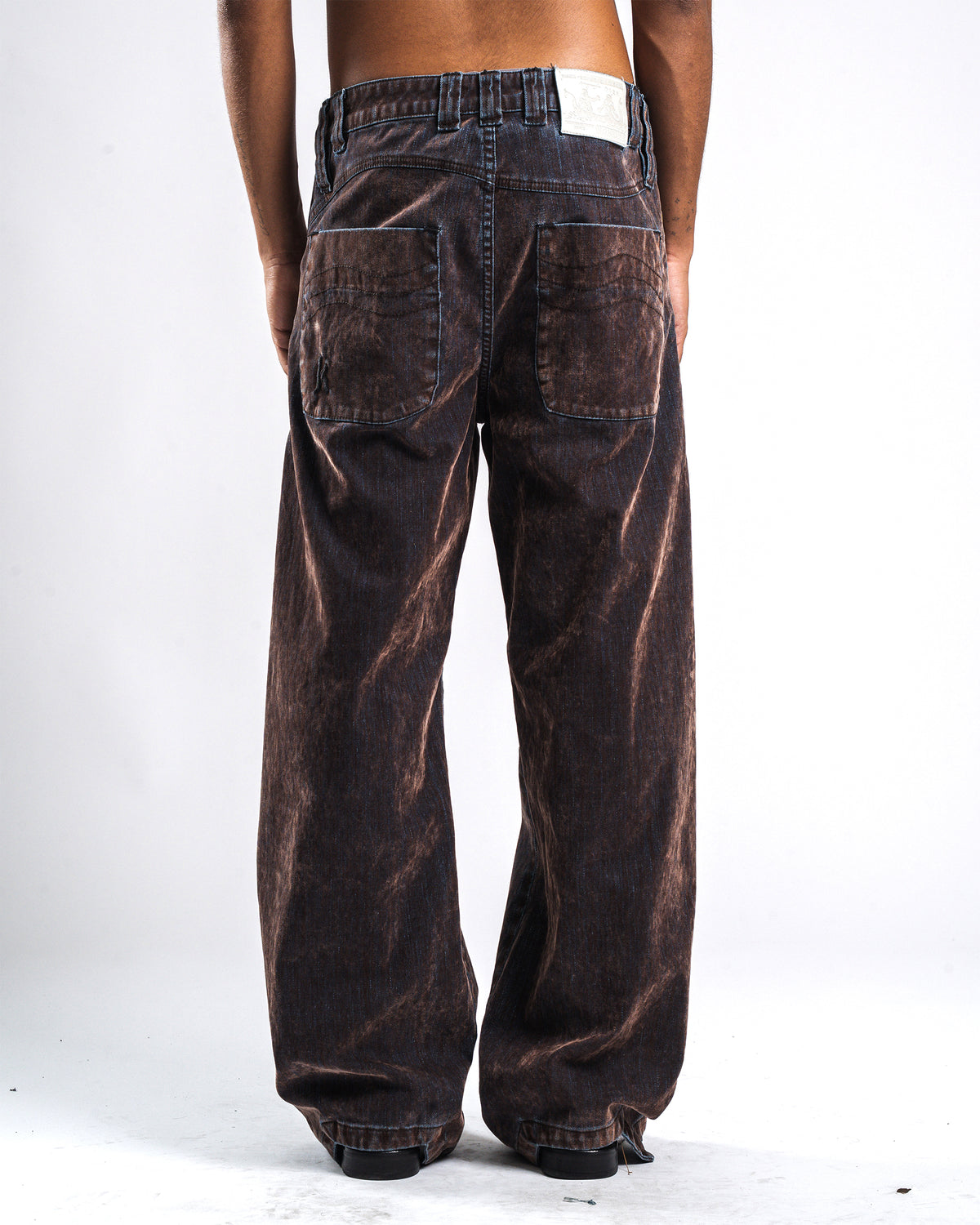TAILWARD CORROSION BROWN FLOCK - Karmine