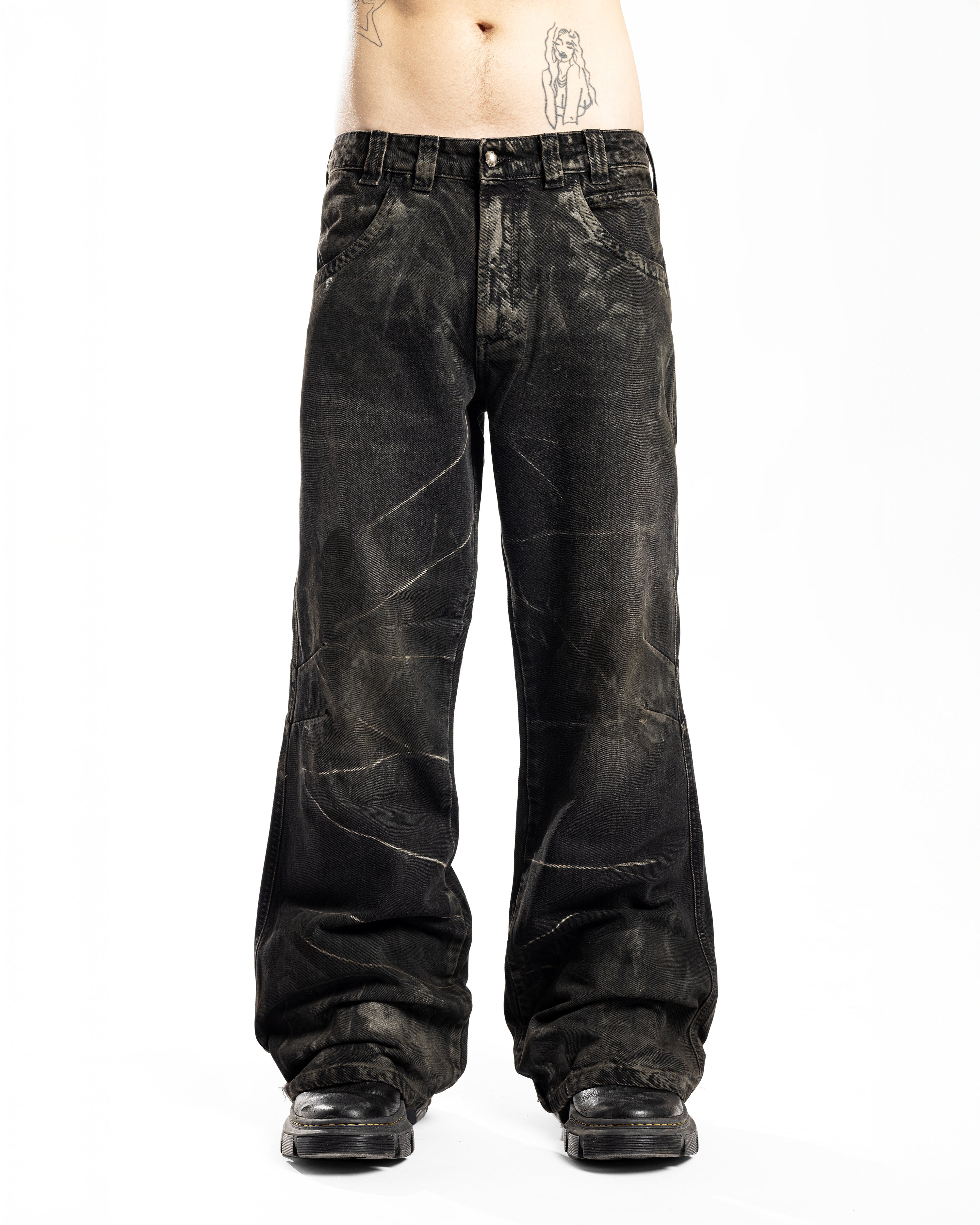 FLARED BLACK MUD JEANS - Karmine