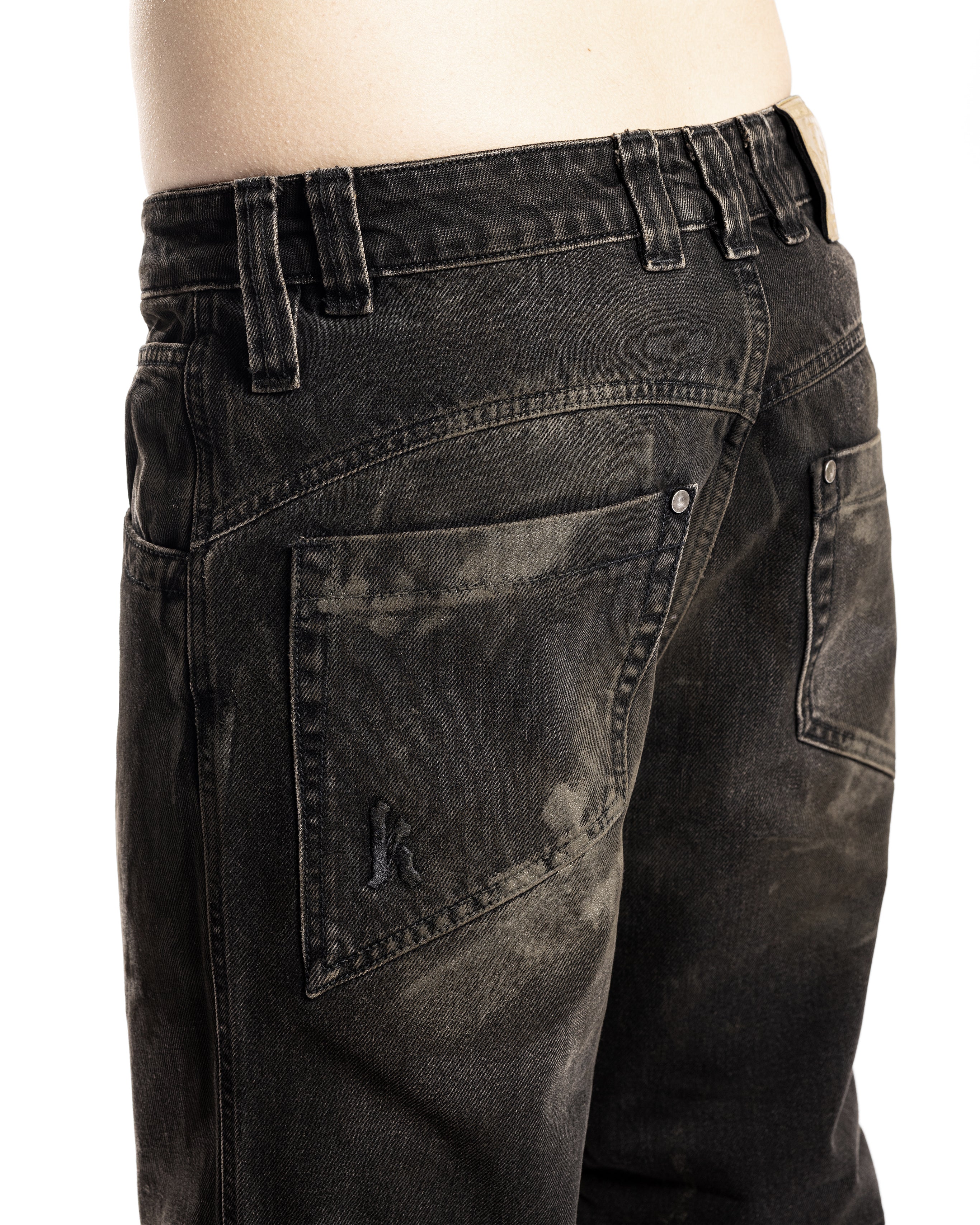 FLARED BLACK MUD JEANS - Karmine